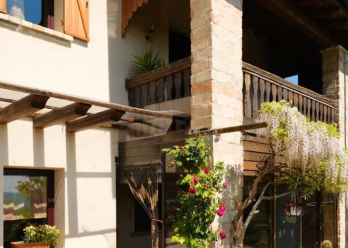 Le Vigne Panoramiche Feriehus Posmon